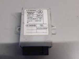 Używane Modul cisnienia opon Mercedes E (W211) 5.0 E-500 V8 24V Cena € 45,00 Procedura marży oferowane przez Tijdeman Mercedes Onderdelen