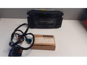 Nieuwe Radio CD Speler Smart Forfour (454) 1.0 12V Prijs op aanvraag aangeboden door Tijdeman Mercedes Onderdelen