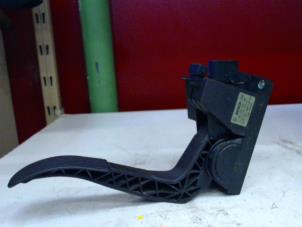 Gebruikte Gaspedaal Mercedes Sprinter 3t (903) 308 CDI 16V Prijs op aanvraag aangeboden door Tijdeman Mercedes Onderdelen