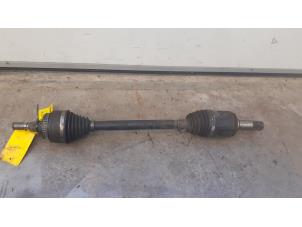 Gebruikte Aandrijfas rechts-achter Mercedes ML I (163) 270 2.7 CDI 20V Prijs op aanvraag aangeboden door Tijdeman Mercedes Onderdelen