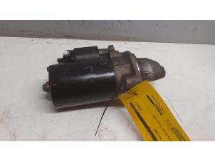 Gebruikte Startmotor Mercedes SLK (R170) 2.0 200 16V Prijs € 40,00 Margeregeling aangeboden door Tijdeman Mercedes Onderdelen