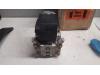 ABS-pump från en Mercedes-Benz L serie 4t (309/611) 409D 1989