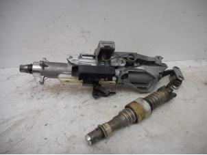 Begagnade Rattstång Mercedes C (W203) 2.2 C-200 CDI 16V Pris € 45,00 Marginaltabell erbjuds av Tijdeman Mercedes Onderdelen