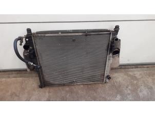 Gebruikte Radiateur Mercedes ML I (163) 270 2.7 CDI 20V Prijs op aanvraag aangeboden door Tijdeman Mercedes Onderdelen