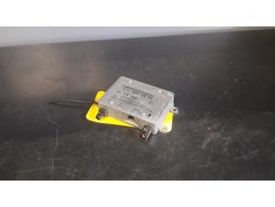 Gebruikte Telefoon Module (diversen) Mercedes ML II (164/4JG) 3.0 ML-280 CDI 4-Matic V6 24V Prijs € 30,00 Margeregeling aangeboden door Tijdeman Mercedes Onderdelen