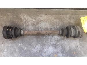 Gebruikte Steekas rechts-achter Mercedes SLK (R170) 2.0 200 16V Prijs op aanvraag aangeboden door Tijdeman Mercedes Onderdelen