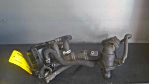 Gebruikte Gasklephuis Mercedes Vito (639.6) 2.2 110 CDI 16V Euro 5 Prijs op aanvraag aangeboden door Tijdeman Mercedes Onderdelen