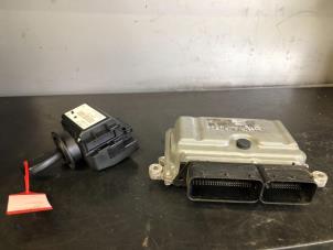 Begagnade Tändningslås + dator Mercedes A (W169) 2.0 A-160 CDI 16V Pris på förfrågan erbjuds av Tijdeman Mercedes Onderdelen