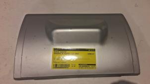 Gebruikte Bumper Rooster Mercedes ML I (163) 400 4.0 CDI V8 32V Prijs € 35,00 Margeregeling aangeboden door Tijdeman Mercedes Onderdelen