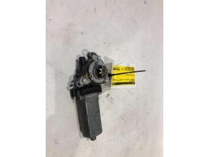 Gebruikte Stoelmotor Mercedes C Estate (S204) 2.2 C-200 CDI 16V . Prijs € 45,00 Margeregeling aangeboden door Tijdeman Mercedes Onderdelen