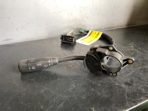 Begagnade Spak, rattstång Mercedes C Combi (S202) 2.5 C-250 TDT 20V Pris € 45,00 Marginaltabell erbjuds av Tijdeman Mercedes Onderdelen