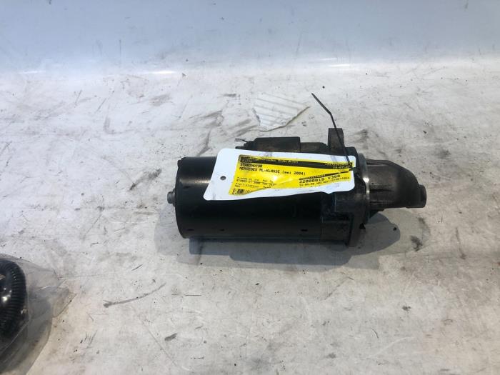 Startmotor från en Mercedes-Benz ML I (163) 270 2.7 CDI 20V 2004