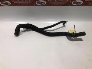 Begagnade Kylarslang Mercedes B (W245) 2.0 B-200 16V Turbo Pris € 25,00 Marginaltabell erbjuds av Tijdeman Mercedes Onderdelen