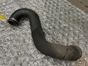 Begagnade Laddluftkylarrör Mercedes B (W245) 2.0 B-180 CDI 16V Pris € 30,00 Marginaltabell erbjuds av Tijdeman Mercedes Onderdelen