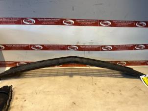 Begagnade Stötfångargrill Mercedes B (W245) 2.0 B-200 16V Turbo Pris € 42,35 Inklusive moms erbjuds av Tijdeman Mercedes Onderdelen