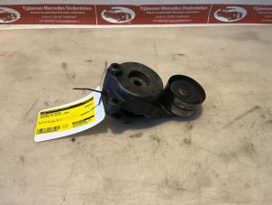 Gebruikte Spanner multiriem Mercedes ML II (164/4JG) 3.0 ML-280 CDI 4-Matic V6 24V Prijs € 42,00 Margeregeling aangeboden door Tijdeman Mercedes Onderdelen