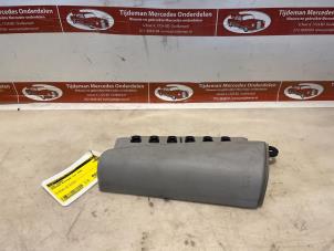 Begagnade Sidoairbag Mercedes B (W245) 1.7 B-170 16V Pris € 30,00 Marginaltabell erbjuds av Tijdeman Mercedes Onderdelen