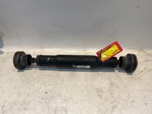 Begagnade 4x4 främre mellandrivaxel Mercedes R (W251) 5.0 500 V8 32V 4-Matic Pris € 175,00 Marginaltabell erbjuds av Tijdeman Mercedes Onderdelen