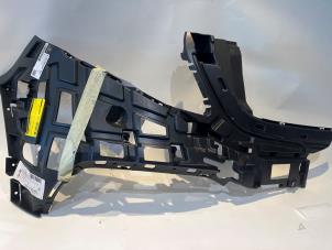 Nieuwe Bumpersteun rechts-voor Mercedes V (447.8) 2.0 220d 16V 4-Matic Prijs € 42,35 Inclusief btw aangeboden door Tijdeman Mercedes Onderdelen