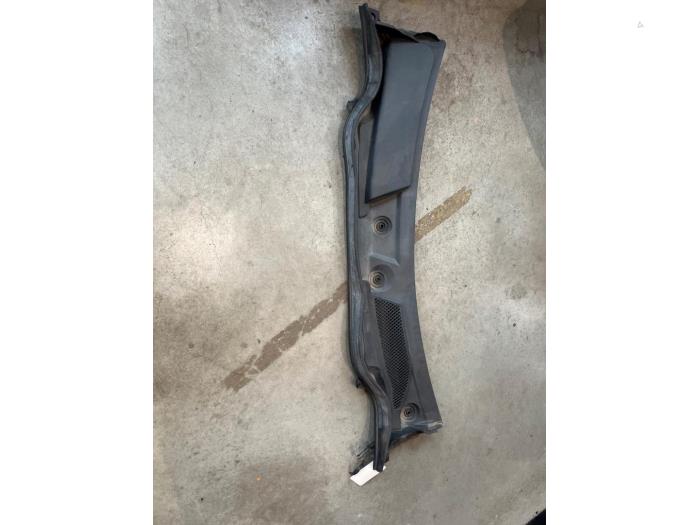 Paravent van een Mercedes-Benz A (W176) 1.6 A-180 16V 2016