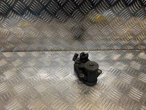 Begagnade Insugsrörsmanöverdon Mercedes A (W169) 2.0 A-160 CDI 16V 3-Drs. Pris € 45,00 Marginaltabell erbjuds av Tijdeman Mercedes Onderdelen