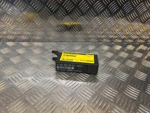 Begagnade Dator, belysningsmodul Mercedes C (W202) 1.8 C-180 16V Pris € 30,00 Marginaltabell erbjuds av Tijdeman Mercedes Onderdelen