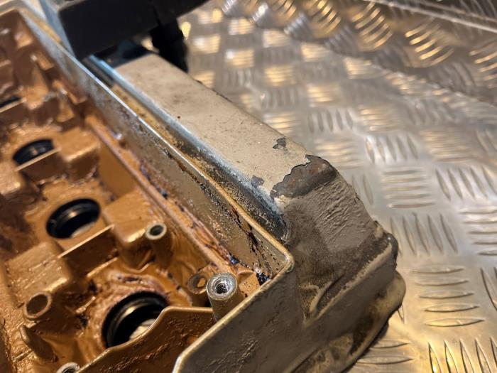 Vipparmskåpa från en Mercedes-Benz SLK (R170) 2.3 230 K 16V 1997