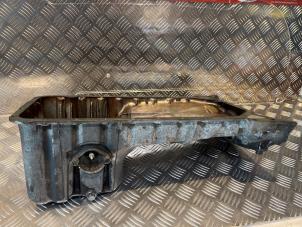 Używane Miska olejowa Mercedes SLK (R170) 2.3 230 K 16V Cena € 49,00 Procedura marży oferowane przez Tijdeman Mercedes Onderdelen