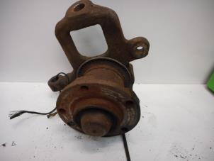 Gebruikte Fusee rechts-voor Mercedes Sprinter 2t (901/902) Prijs € 78,65 Inclusief btw aangeboden door Tijdeman Mercedes Onderdelen