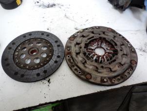 Gebruikte Koppelingsset (compleet) Mercedes A (W168) 1.7 A-170 CDI 16V Prijs € 30,00 Margeregeling aangeboden door Tijdeman Mercedes Onderdelen