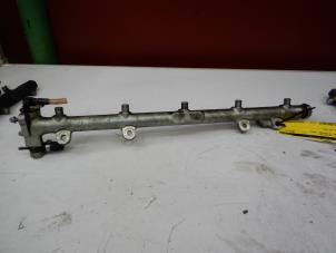 Gebruikte Common rail (Injectie) Mercedes ML I (163) 2.7 270 CDI 20V Prijs € 50,00 Margeregeling aangeboden door Tijdeman Mercedes Onderdelen