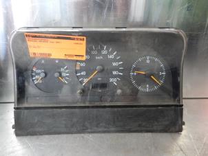 Begagnade Instrumentpanel Mercedes Sprinter 2t (901/902) 208D Pris på förfrågan erbjuds av Tijdeman Mercedes Onderdelen