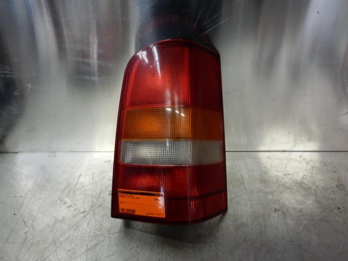 Baklykta, höger från en Mercedes-Benz Vito (638.0) 2.3 110D 1998