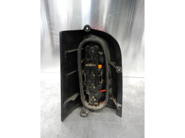 Baklykta, höger från en Mercedes-Benz Vito (638.0) 2.3 110D 1998