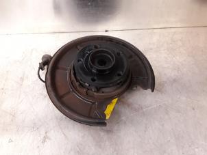 Begagnade Bakre nav Mercedes A (W169) 1.5 A-150 16V Pris € 45,00 Marginaltabell erbjuds av Tijdeman Mercedes Onderdelen