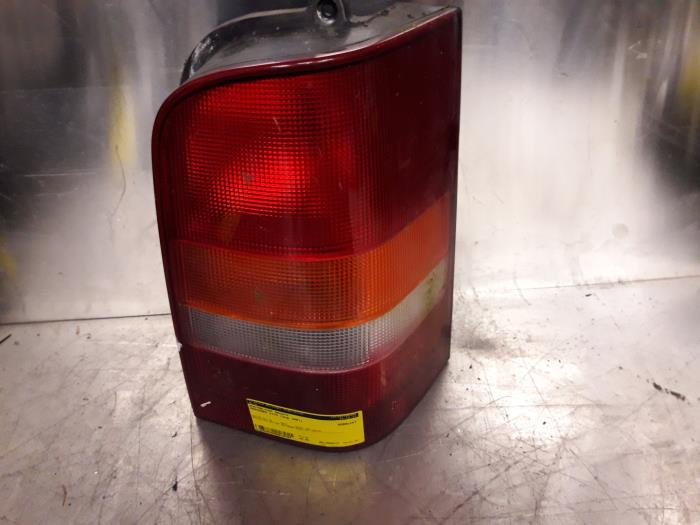 Baklykta, höger från en Mercedes-Benz Vito (638.1/2) 2.3 108D 1997