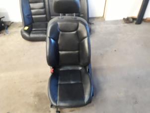 Gebruikte Stoel links Mercedes C (W204) 2.2 C-200 CDI 16V Prijs € 170,00 Margeregeling aangeboden door Tijdeman Mercedes Onderdelen