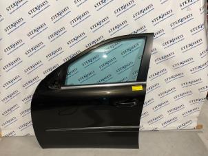 Gebruikte Portier 4Deurs links-voor Mercedes ML II (164/4JG) 3.0 ML-320 CDI 4-Matic V6 24V Prijs € 195,00 Margeregeling aangeboden door Sterparts Mercedes specialist