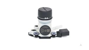 Nya AdBlue-pump Mercedes S (222.0/222.1) 3.0 S-350 BlueTec 24V 4-Matic Pris € 477,95 Inklusive moms erbjuds av Sterparts Mercedes specialist