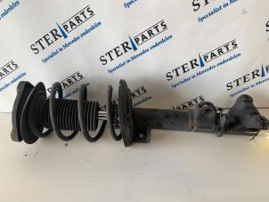 Gebruikte Mac Phersonpoot links-voor Mercedes C Estate (S204) 3.0 C-320 CDI V6 24V Prijs € 75,00 Margeregeling aangeboden door Sterparts Mercedes specialist