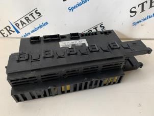Begagnade Komfortmodul Mercedes E (W211) 2.2 E-200 CDI 16V Pris € 100,00 Marginaltabell erbjuds av Sterparts Mercedes specialist