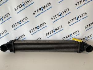 Begagnade Laddluftkylare Mercedes A (W169) 2.0 A-160 CDI 16V 3-Drs. Pris € 34,95 Marginaltabell erbjuds av Sterparts Mercedes specialist