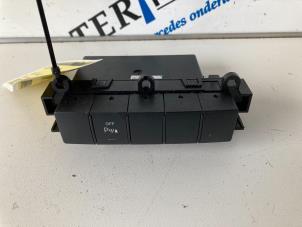 Begagnade PDC-brytare Mercedes B (W245) 1.7 B-170 16V Pris € 24,95 Marginaltabell erbjuds av Sterparts Mercedes specialist