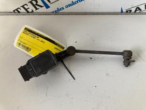 Gebruikte Xenon hoogteregelaar Mercedes C Combi (S203) 3.0 C-280 V6 24V Prijs € 25,00 Margeregeling aangeboden door Sterparts Mercedes specialist