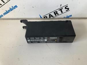 Begagnade Modul (diverse) Mercedes C Combi (S202) 1.8 C180T 16V Pris € 30,00 Marginaltabell erbjuds av Sterparts Mercedes specialist