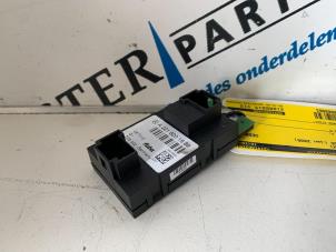 Gebruikte Antenne (diversen) Mercedes S (W221) 3.0 S-320 CDI 24V Prijs € 20,00 Margeregeling aangeboden door Sterparts Mercedes specialist