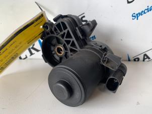 Gebruikte Handrem motor Mercedes C Estate (S205) C-250 CDI BlueTEC, C-250 d 2.2 16V 4-Matic Prijs € 45,00 Margeregeling aangeboden door Sterparts Mercedes specialist