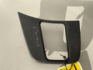 Używane Dzwignia wyboru automatycznej skrzyni biegów Mercedes Sprinter 3,5t (906.73) 310 CDI 16V Cena € 24,20 Z VAT oferowane przez Sterparts Mercedes specialist