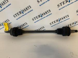 Begagnade Drivaxel, höger bak Mercedes C Estate (S204) 2.2 C-220 CDI 16V BlueEfficiency Pris € 34,95 Marginaltabell erbjuds av Sterparts Mercedes specialist