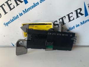 Używane Wzmacniacz anteny Mercedes E Combi (S211) 2.2 E-220 CDI 16V Cena € 50,00 Procedura marży oferowane przez Sterparts Mercedes specialist